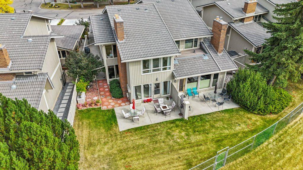 Third View of 258, 20 Midpark Crescent SE, Midnapore, Calgary, Alberta, T2X 1P3