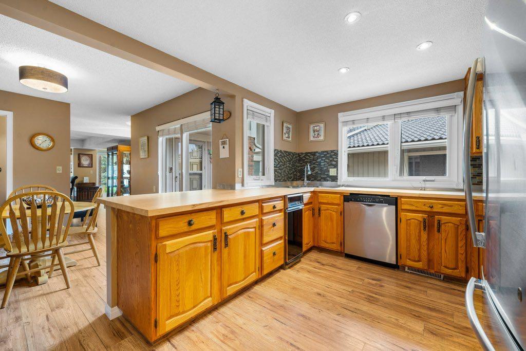 Fourth View of 258, 20 Midpark Crescent SE, Midnapore, Calgary, Alberta, T2X 1P3