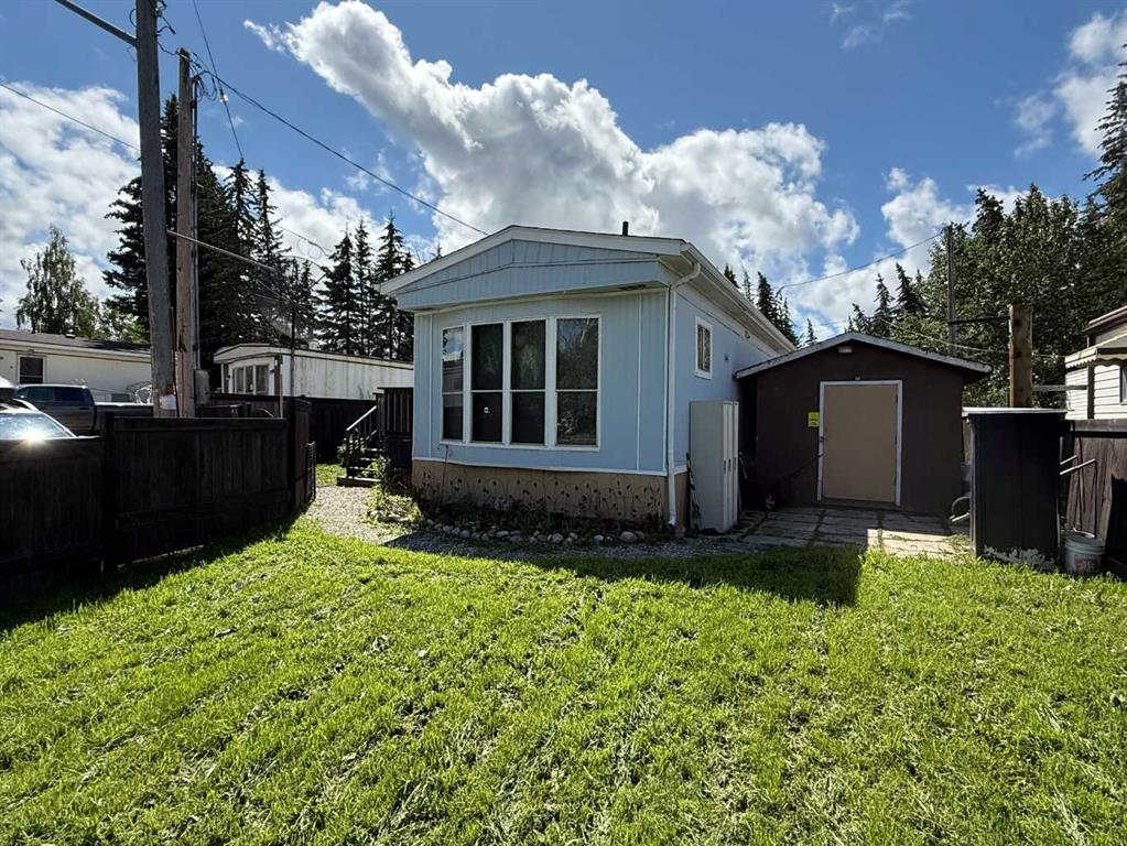 11A, 145 East River  , A2261975, Alberta,