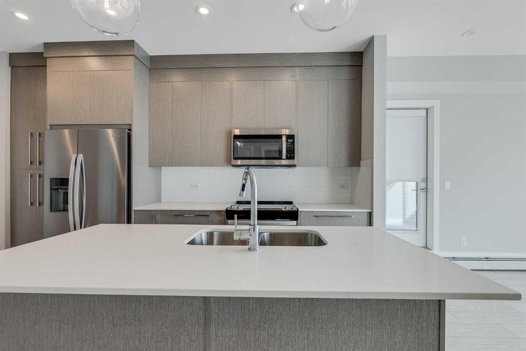 2303, 395 Skyview Parkway NE, A2262014, Alberta,