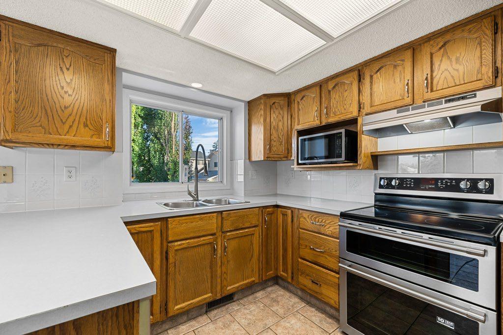Third View of 64 Woodmark Crescent SW, Woodbine, Calgary, Alberta, T2W 4Z2