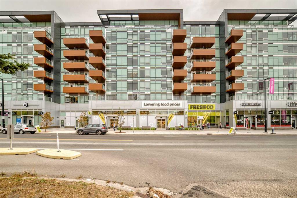 Third View of 206, 110 18a street nw  , West Hillhurst, Calgary, Alberta, T2N 5G5