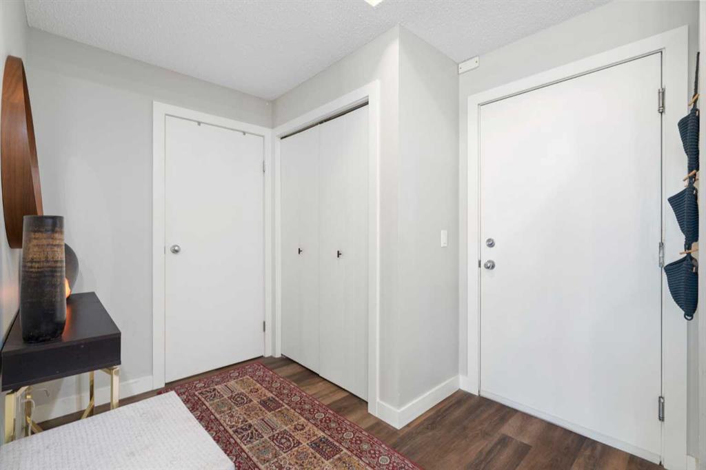 Fourth View of 303, 1000 15 Avenue SW, Beltline, Calgary, Alberta, T2R 0S6