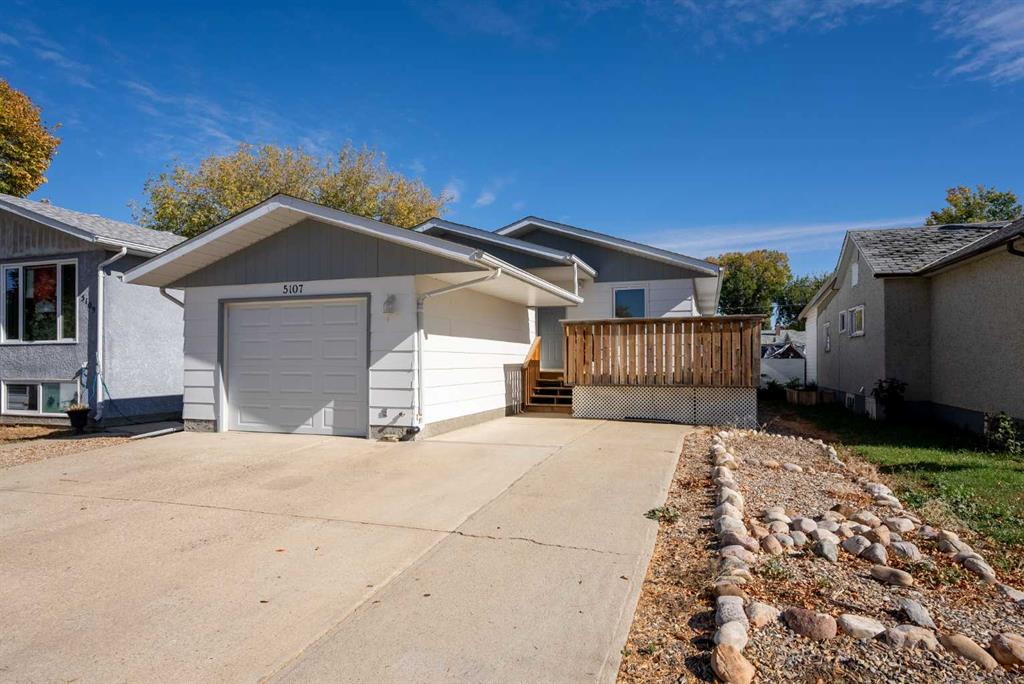 Third View of 5107 53 Street , NONE, Taber, Alberta, T1G 1M4