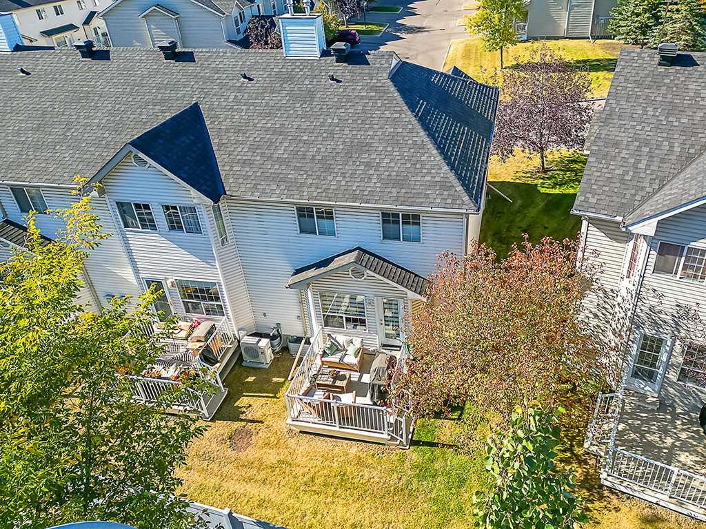 Third View of 119 Mt Douglas Manor SE, McKenzie Lake, Calgary, Alberta, T2Z 3C8