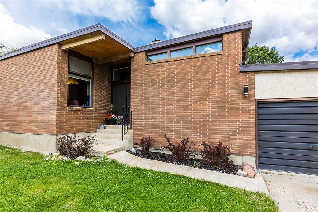 Third View of 22 Chinook Drive SW, SW Hill, Medicine Hat, Alberta, T1A4B3