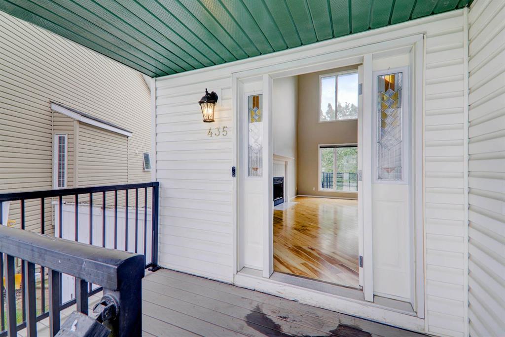 Fourth View of 435 Douglas Ridge Mews SE, Douglasdale/Glen, Calgary, Alberta, T2Z 2M4