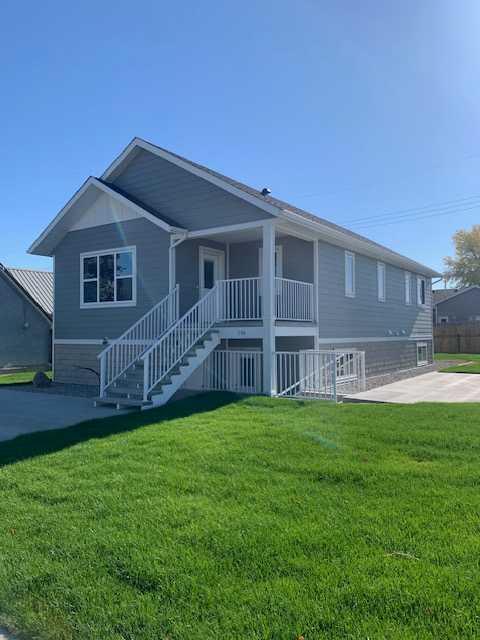 2, 106 22 Street , A2262849, Alberta,