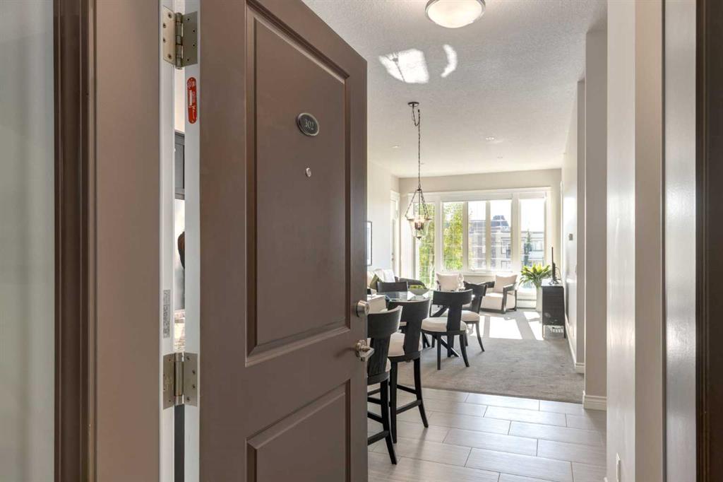 Fourth View of 302, 39 Quarry Gate SE, Douglasdale/Glen, Calgary, Alberta, T2C 5P4