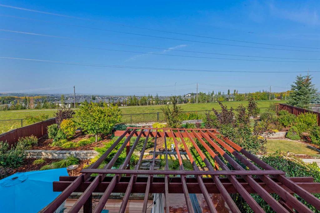 Fifth View of 72 Tuscany Ridge Crescent NW, Tuscany, Calgary, Alberta, T3L 3C7