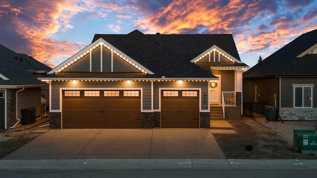 600 Muirfield Crescent , A2263159, Alberta,