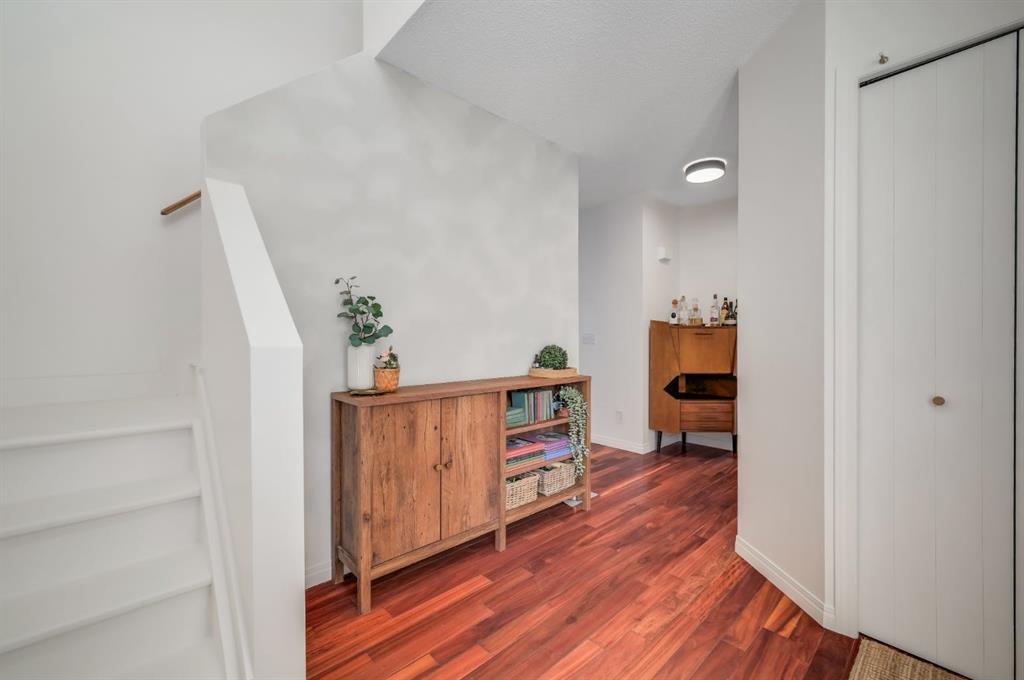 Fifth View of 30 Royal Elm Drive NW, Royal Oak, Calgary, Alberta, T3G5P7