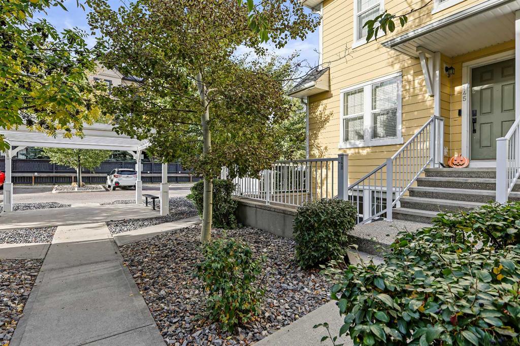 147 Mckenzie Towne Close SE, A2263174, Alberta,