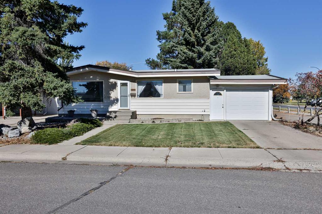2727 7a Avenue N, A2263177, Alberta,