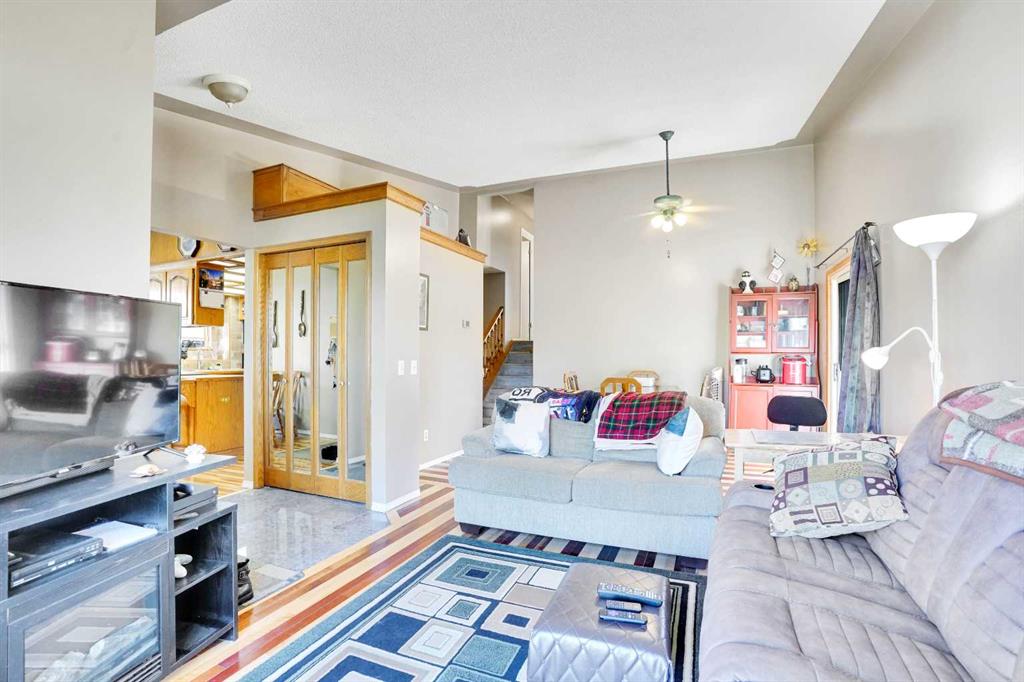 Fifth View of 47 Shannon Drive SW, Shawnessy, Calgary, Alberta, T2Y2A6