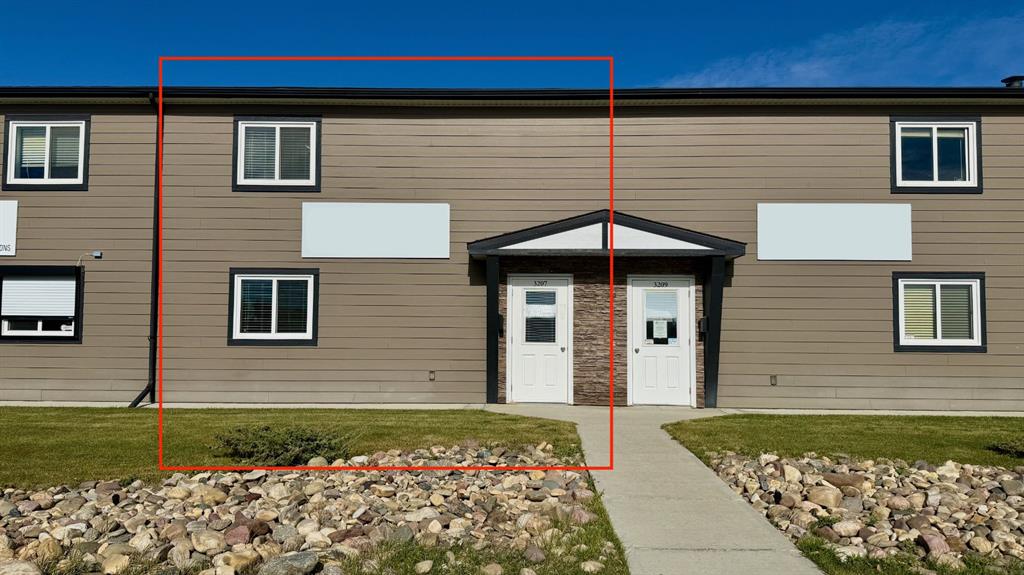 3207 Giffen Road N, A2263254, Alberta,