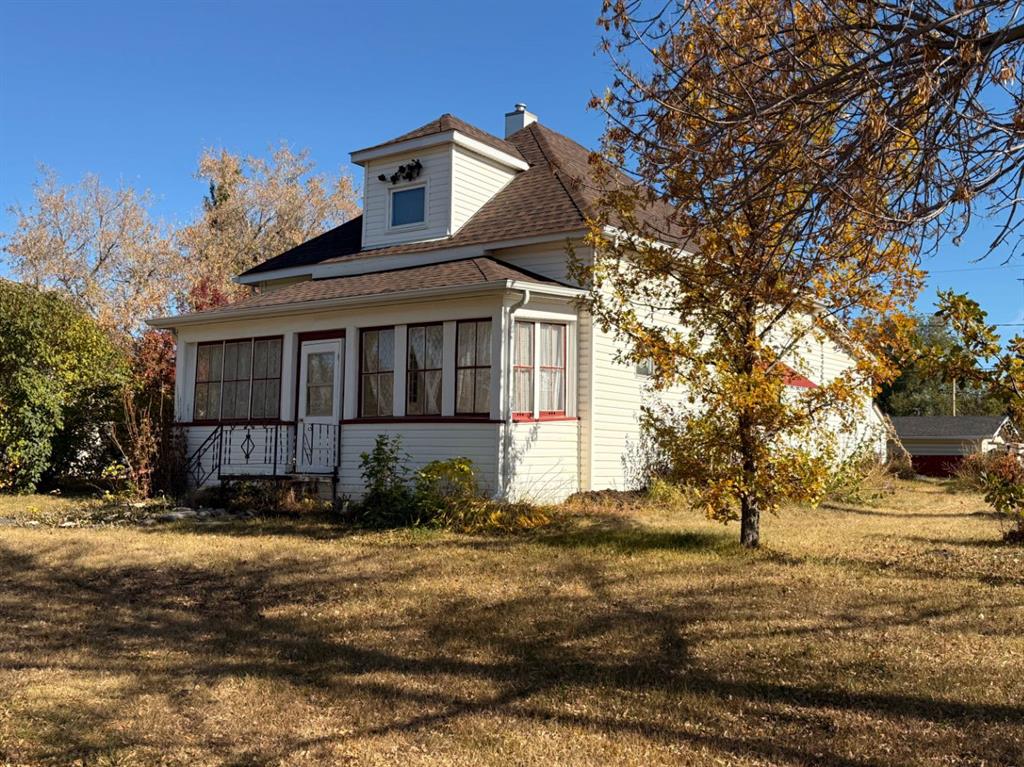 103 2 Street W, A2263319, Saskatchewan,
