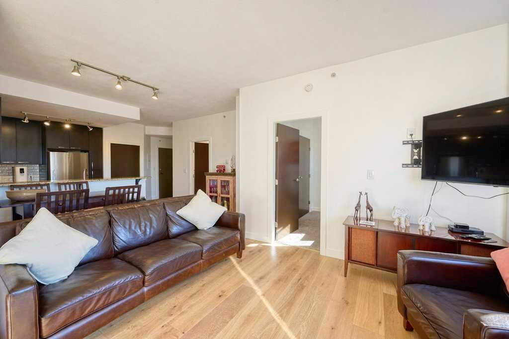 Fifth View of 306, 333 22 Avenue SW, Mission, Calgary, Alberta, T2S 0H3