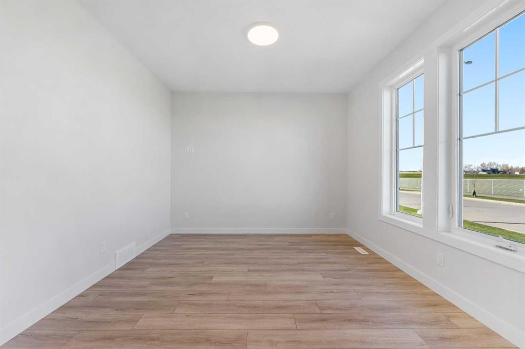 Fifth View of 125 Ambleton Boulevard NW, Moraine, Calgary, Alberta, T3P 2L5
