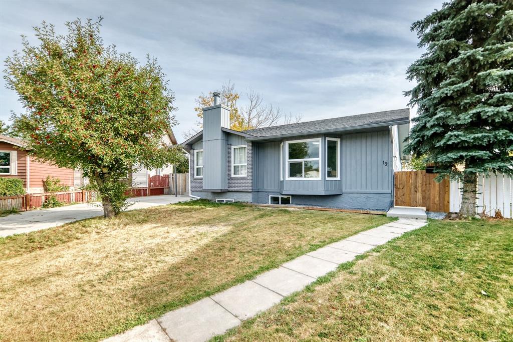 19 Rundlelawn Court NE, A2263360, Alberta,