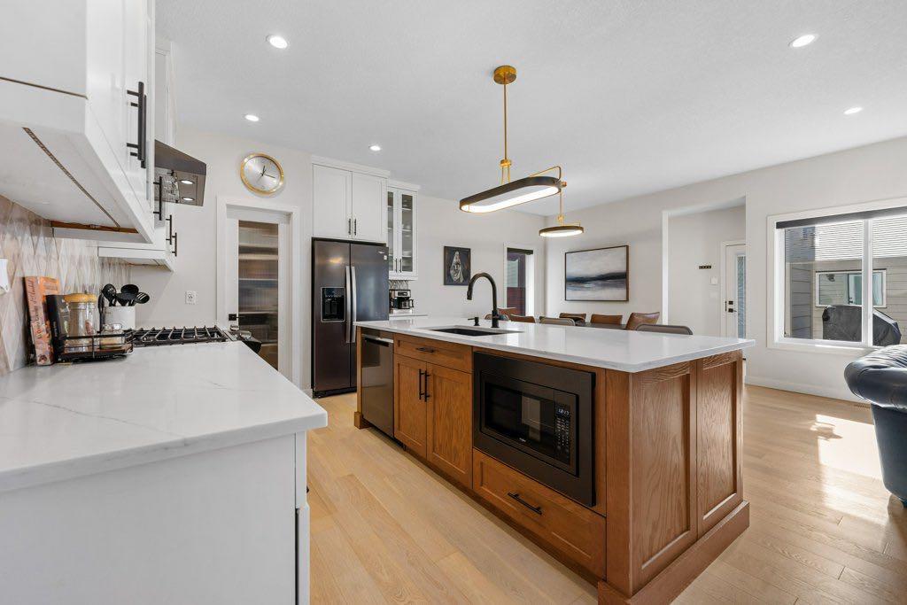 Fourth View of 409 Shawnee Boulevard SW, Shawnee Slopes, Calgary, Alberta, T2Y 0T4