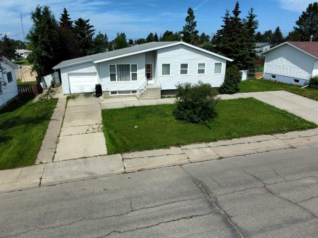 300 Hammond Drive , A2263460, Alberta,