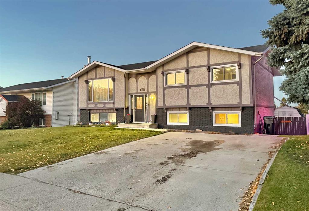 126 Maligne Drive , A2263506, Alberta,