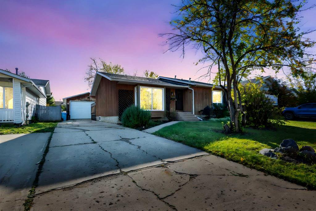 189 Ross Haven Drive , A2263560, Alberta,