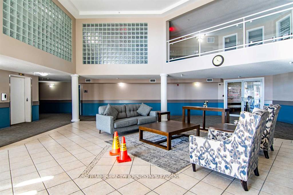 Fourth View of 220, 260 Duston Street , Devonshire, Red Deer, Alberta, t4r 2J9