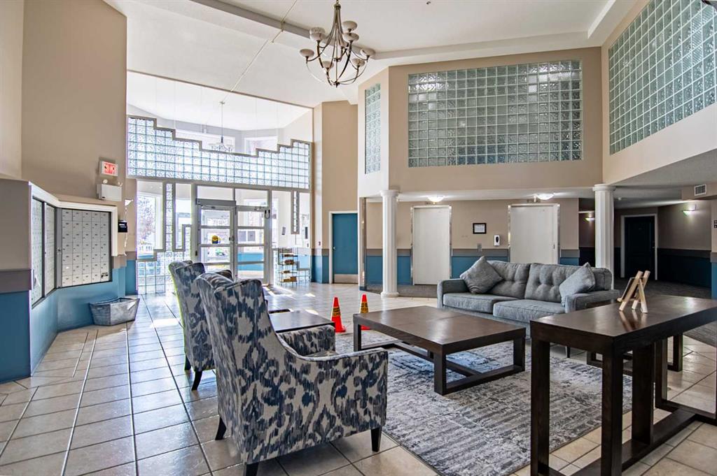 Fifth View of 220, 260 Duston Street , Devonshire, Red Deer, Alberta, t4r 2J9