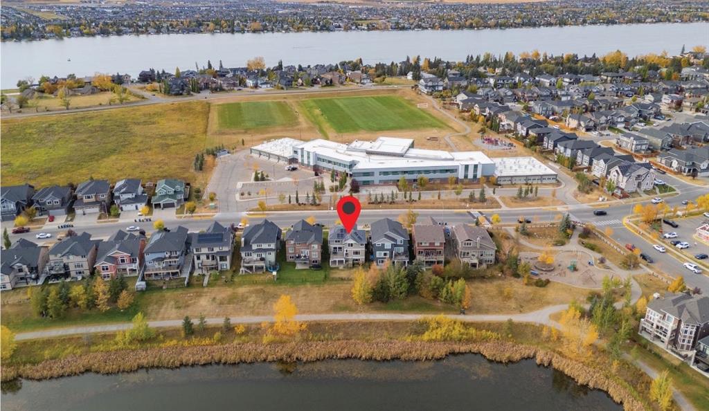 332 kinniburgh Boulevard , A2263648, Alberta,