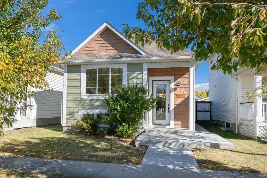 56 Inverness Grove SE, A2263689, Alberta,