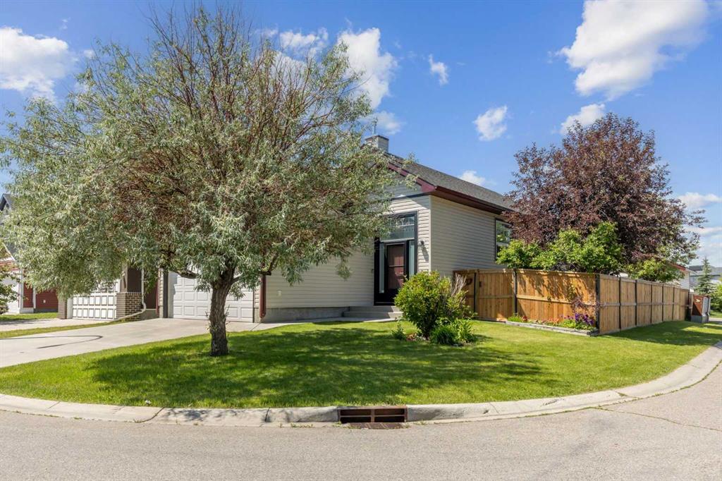 4 Martha's Meadow Place NE, A2263698, Alberta,