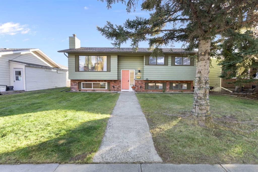 27 Deercrest Close SE, A2263736, Alberta,