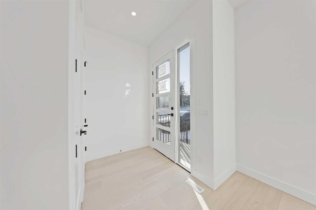 Fourth View of 3538 43 Street SW, Glenbrook, Calgary, Alberta, T3E 3P5