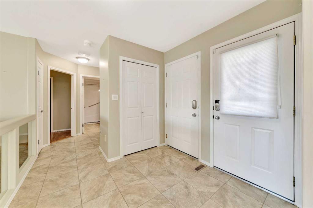 Third View of 3, 5802 24 Street , College Park, Lloydminster, Alberta, T9V 2Z6