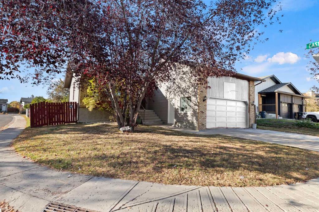 Third View of 48 Castleglen Court NE, Castleridge, Calgary, Alberta, T3J 2B8