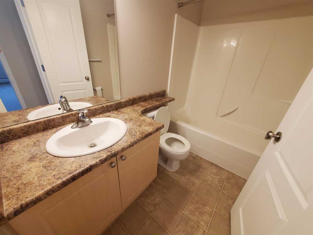 Fourth View of 411, 1615 41 Street  , NONE, Edson, Alberta, T7E 0A7