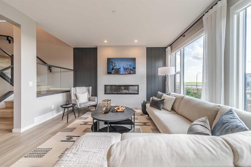 Fifth View of 191 Lucas Common NW, Livingston, Calgary, Alberta, T3P 2B3