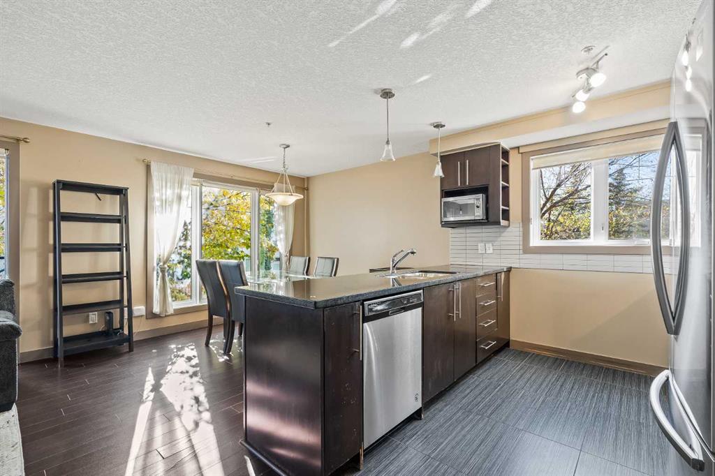 Third View of 201, 1805 26 Avenue SW, South Calgary, Calgary, Alberta, T2T 1E2