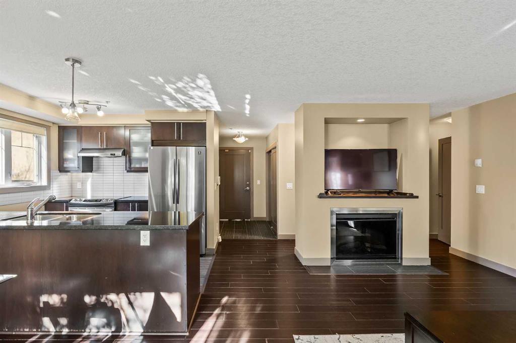 Fourth View of 201, 1805 26 Avenue SW, South Calgary, Calgary, Alberta, T2T 1E2