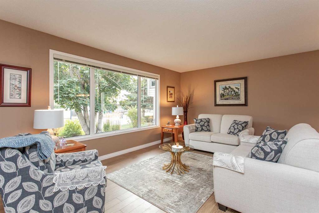 Fourth View of 146 Welton Crescent , West Park, Red Deer, Alberta, T4N6B3