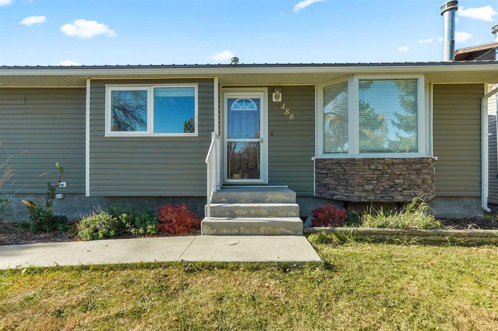 Fourth View of 486N 100E  E, NONE, Raymond, Alberta, T0K 2S0