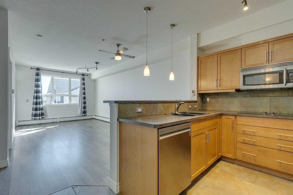 439, 26 Val Gardena View SW, A2263965, Alberta,