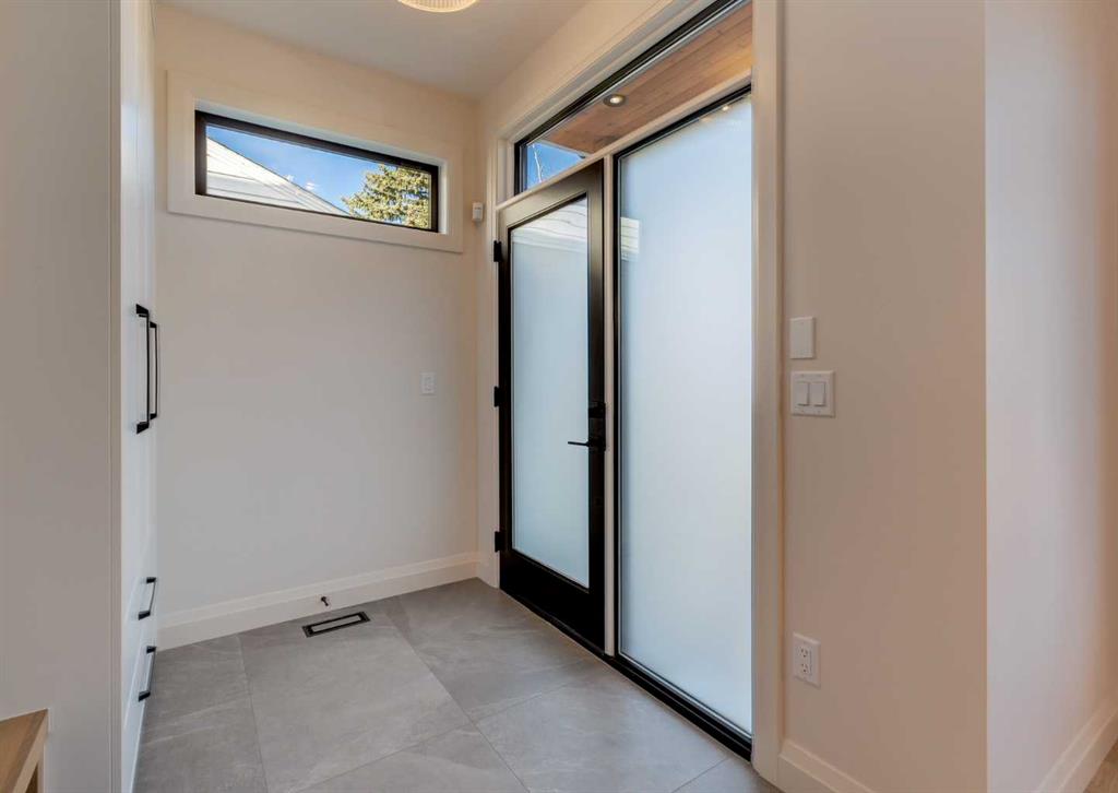 Third View of 2231 35 Street SW, Killarney/Glengarry, Calgary, Alberta, T3E 2X7