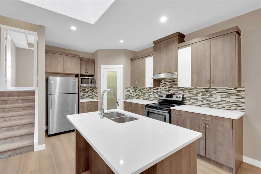 87 Baysprings Way SW, A2264015, Alberta,