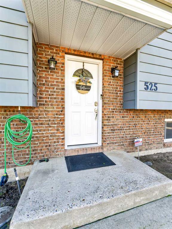 Fifth View of 525 18 Street NE, Northeast Crescent Heights, Medicine Hat, Alberta, T1C 1G4