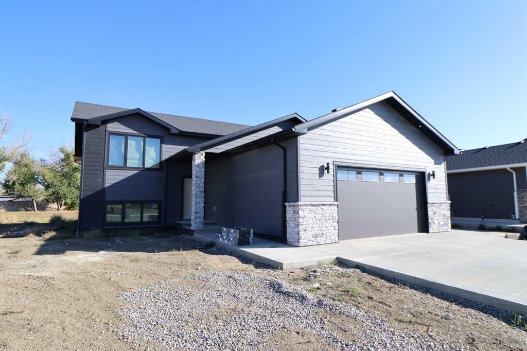 Third View of 329 9 st  , NONE, Picture Butte, Alberta, T0K 1V0