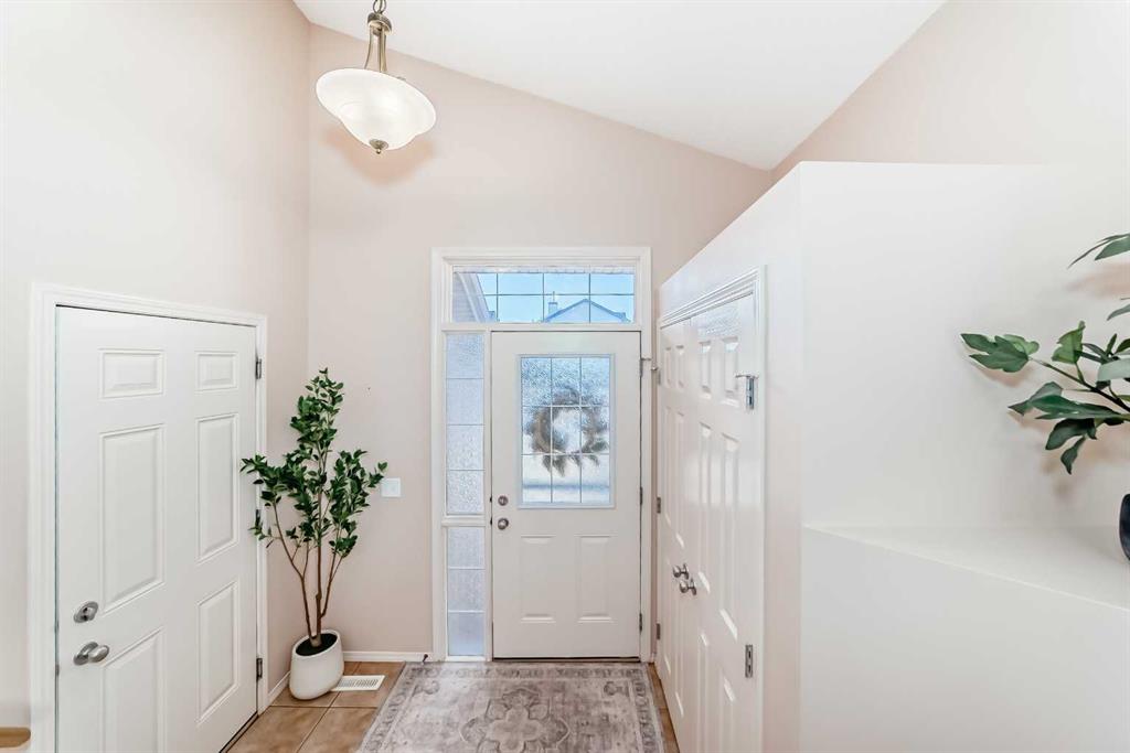 Fourth View of 1046 Channelside Way SW, Canals, Airdrie, Alberta, T4B3H9