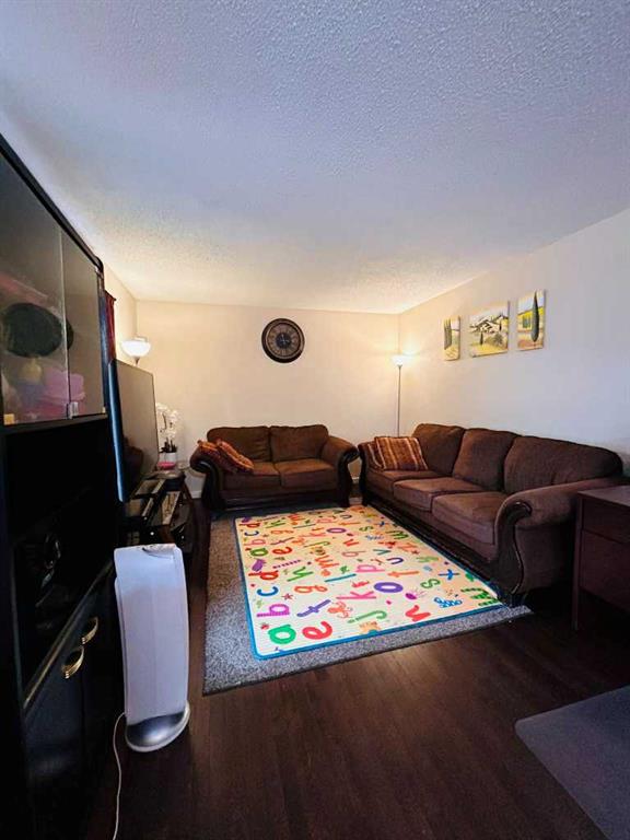 Fifth View of 920 8 Street N, Staffordville, Lethbridge, Alberta, T1H 1Z4